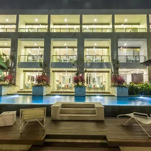 3* Hotel Adhiloka